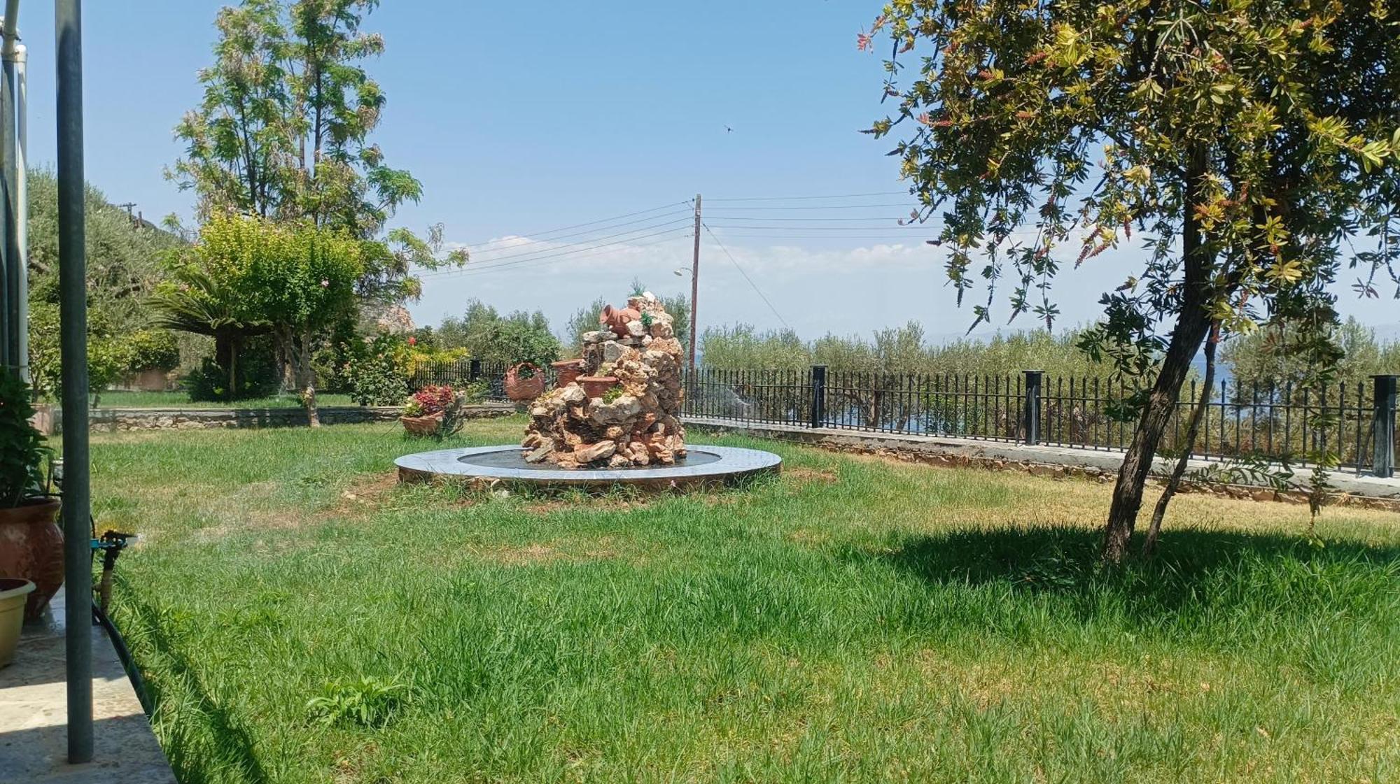 Studios Zaritsi Tirós Екстериор снимка